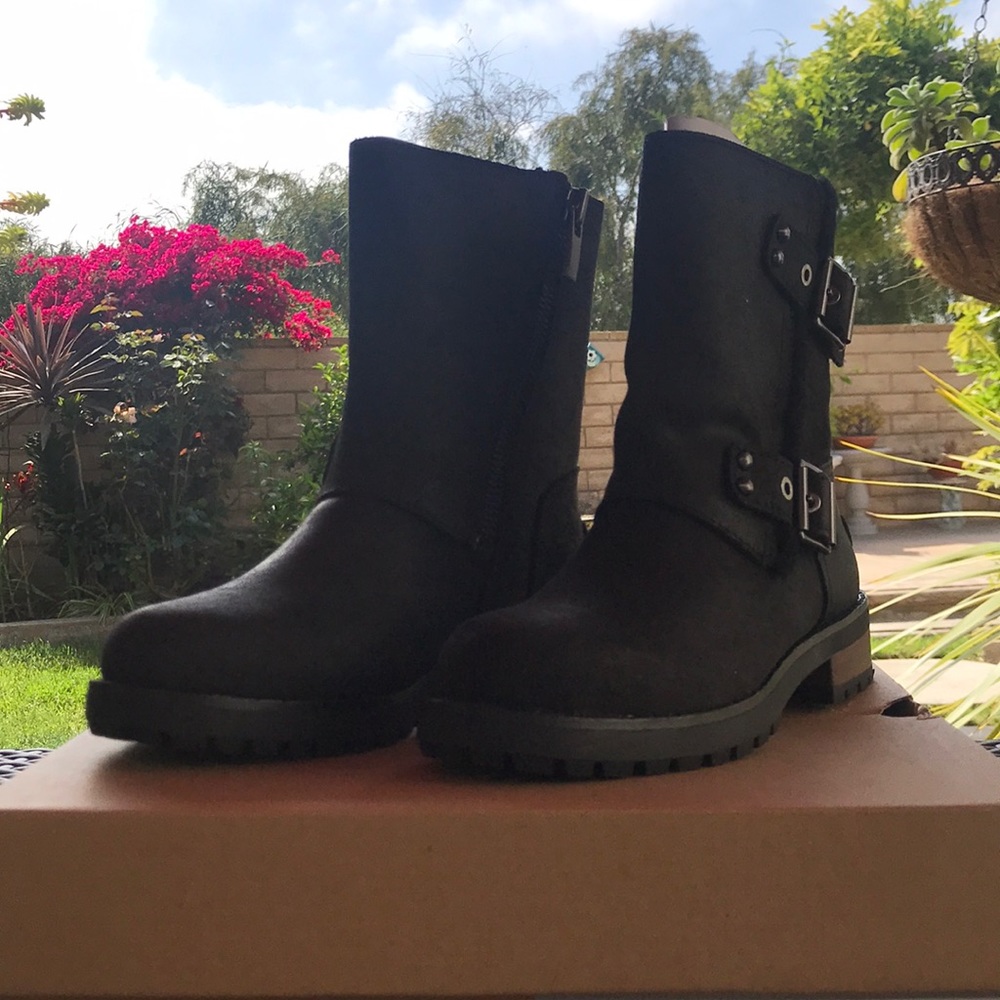 NWT UGG Niels II Boot - Picture 3 of 10